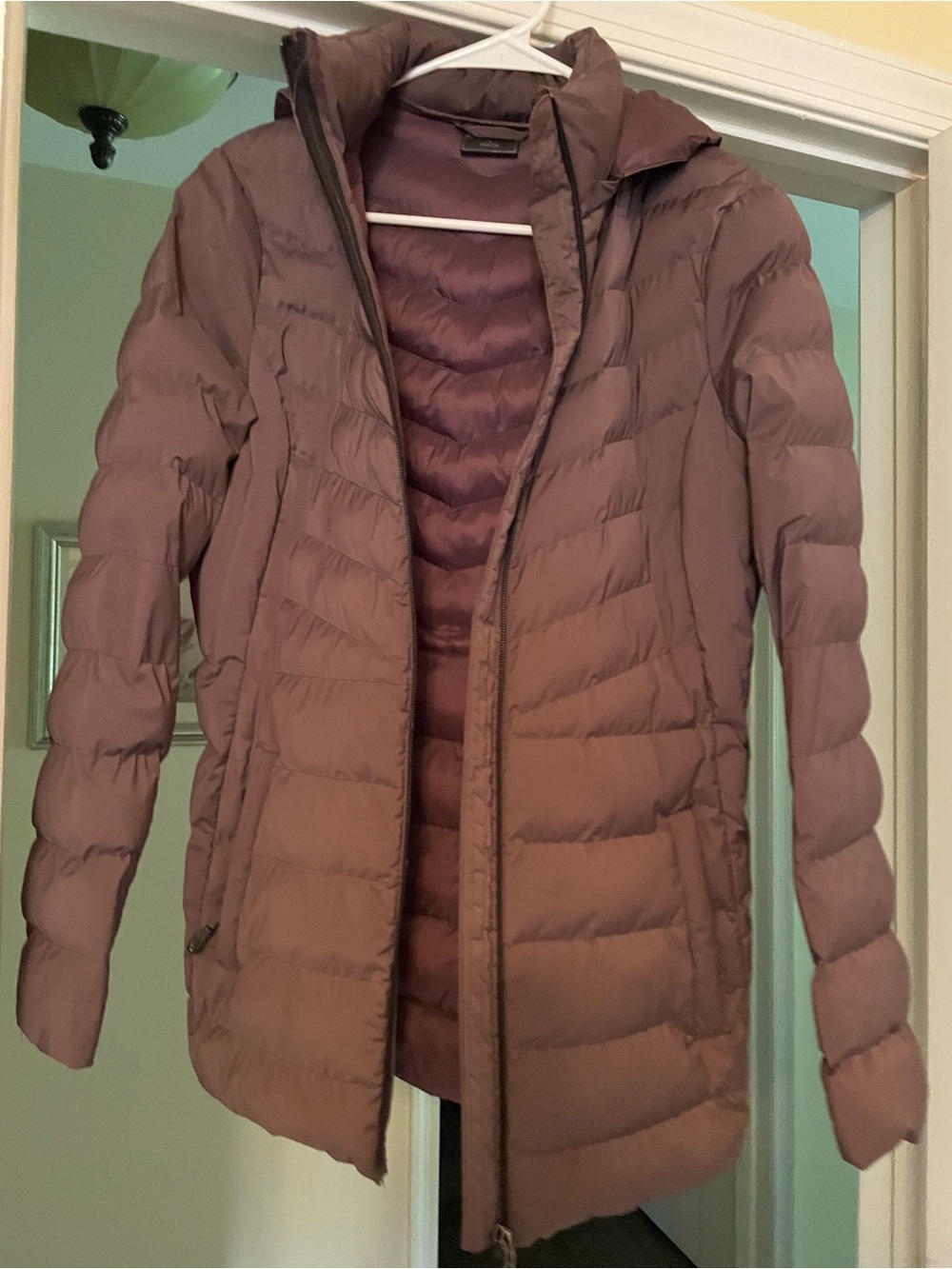 32 Degrees Quilted Hooded Puffer Jacket in Mauve